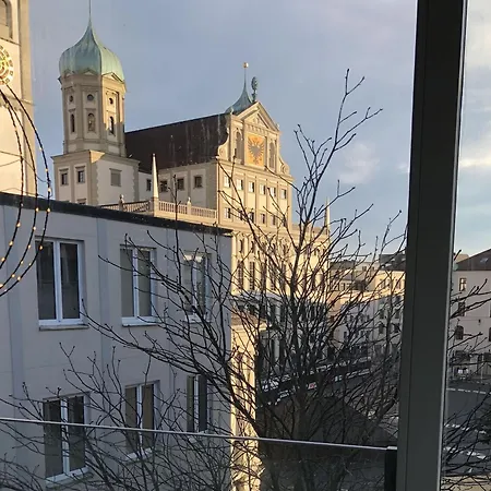 Goldenkey-suites - Luxury 'perlachturm' - Direct Views Of Rathausplatz & Perlach Tower - New In 2026 Apartamento