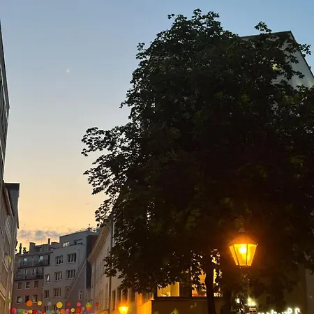 Goldenkey-suites - Luxury 'perlachturm' - Direct Views Of Rathausplatz & Perlach Tower - New In 2026 Apartamento